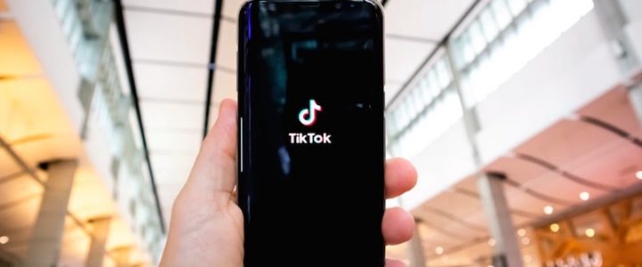 TikTok batte Facebook ed è l’app più scaricata